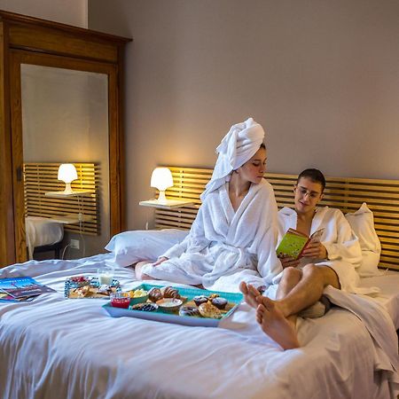 Ai Vicere Bed & Breakfast Palermo Bagian luar foto