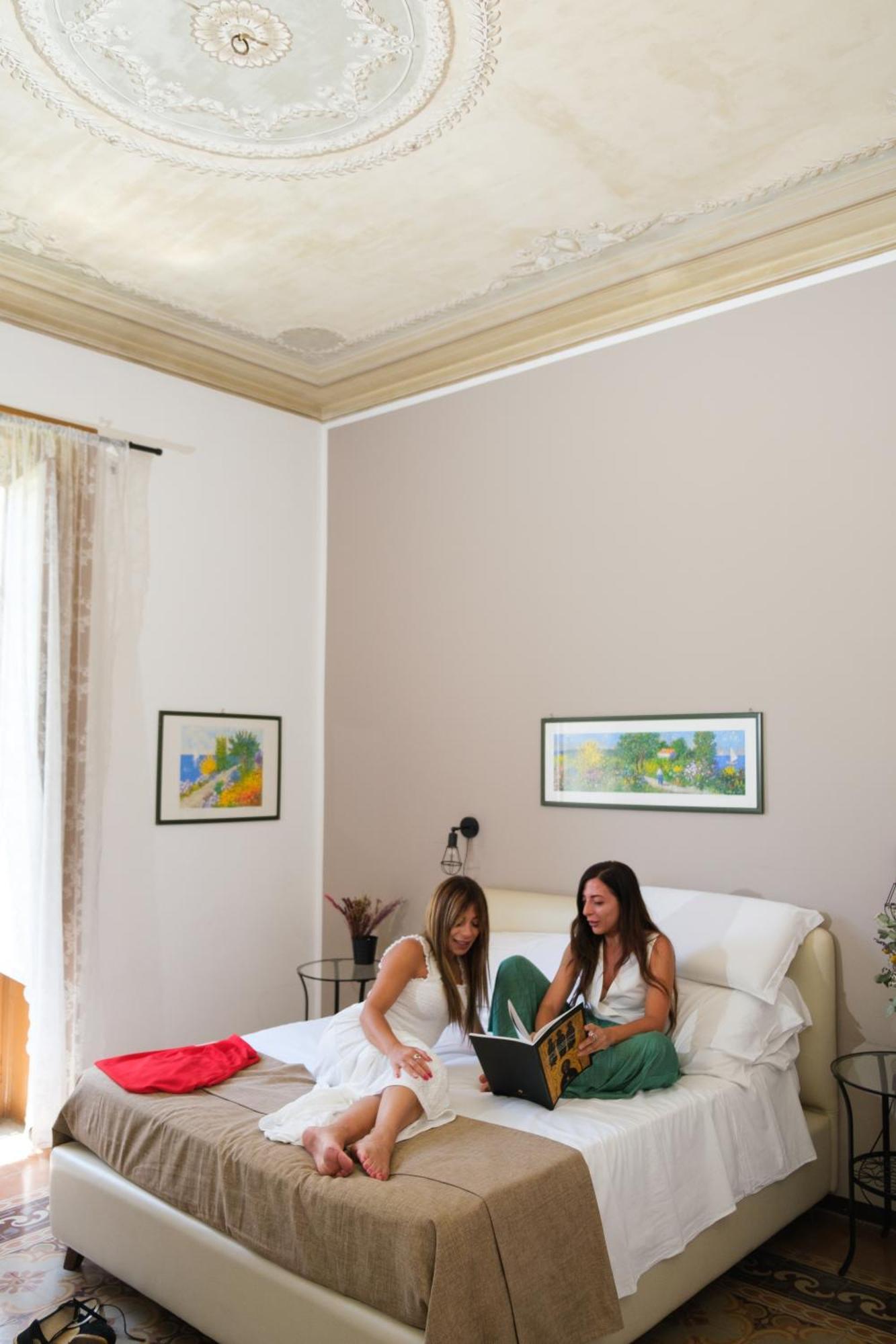 Ai Vicere Bed & Breakfast Palermo Bagian luar foto